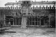100 лет назад установлен саркофаг с телом В.И. Ленина в деревянном мавзолее у Кремлевской стены