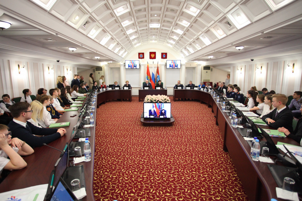 Дума_04.03.2020.jpg